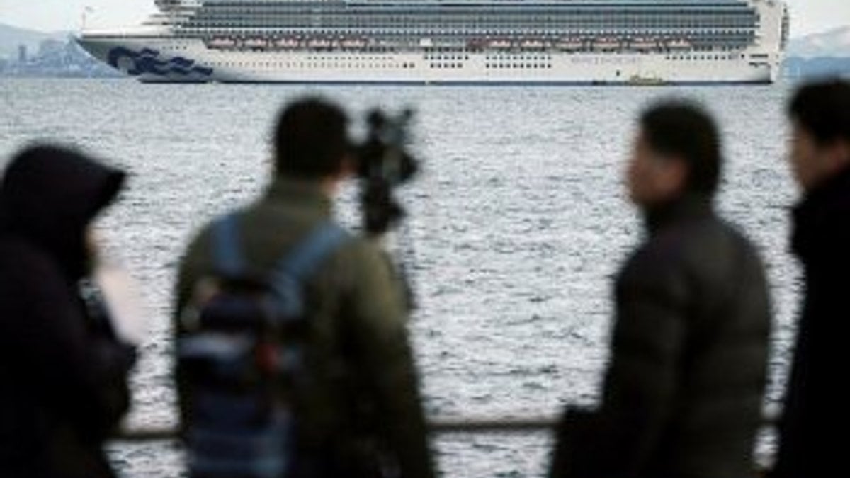 Hong Kong’da yolcu gemisi karantinaya alındı