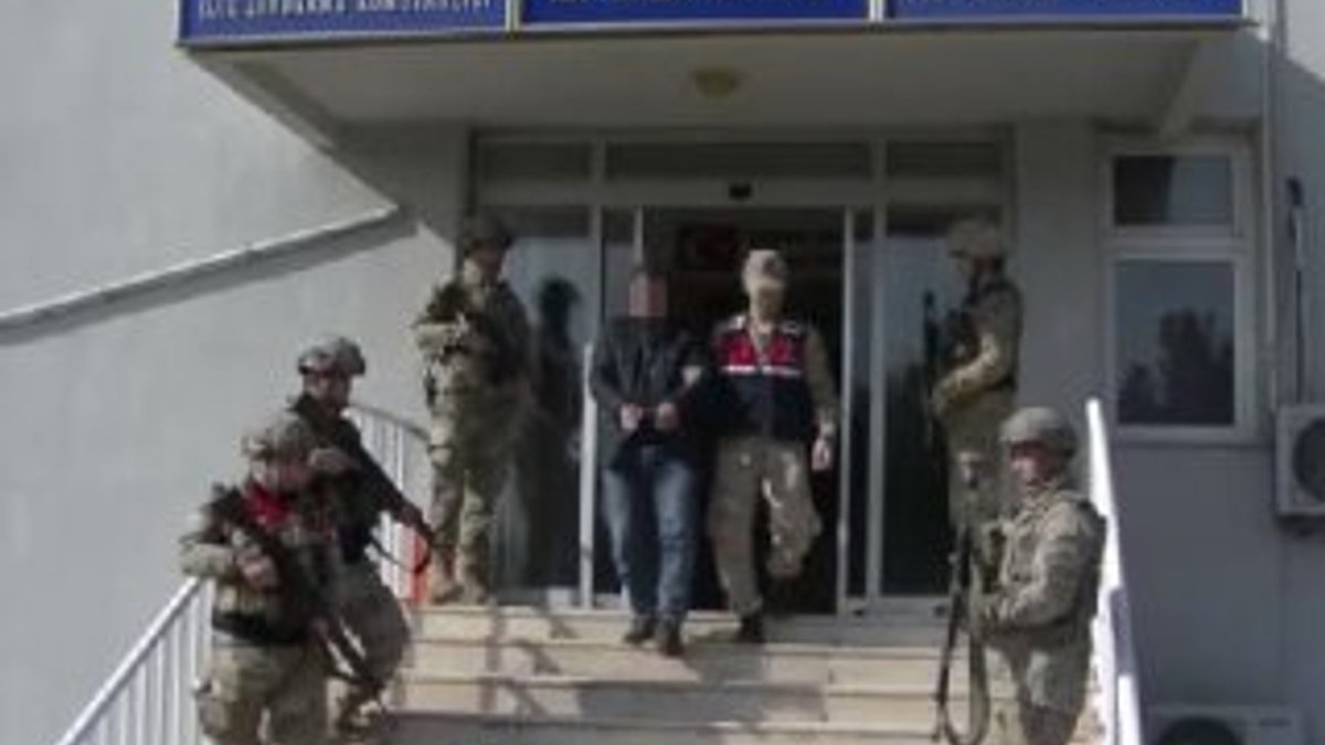 PKK'lı teröristlere ilaç gönderen muhtar yakalandı