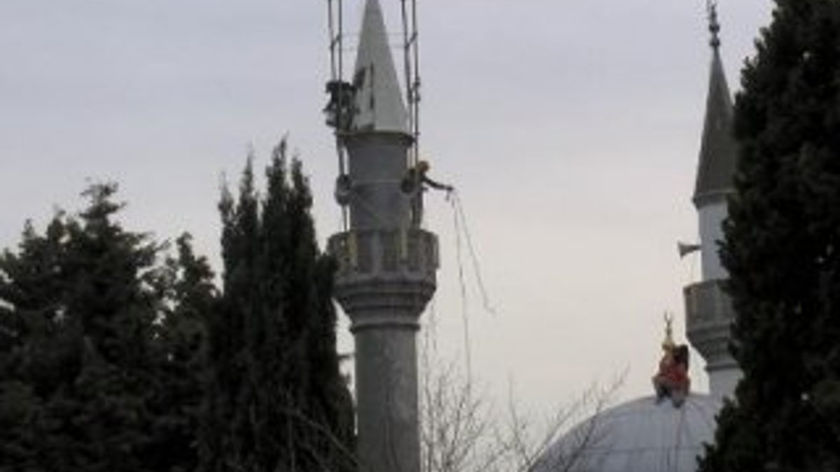 Bağcılar'da minare tepesinde önlemsiz çalışma