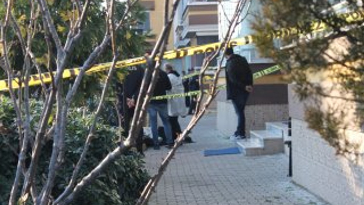 Samsun'da 7.kattaki dairesinden düşen adam öldü