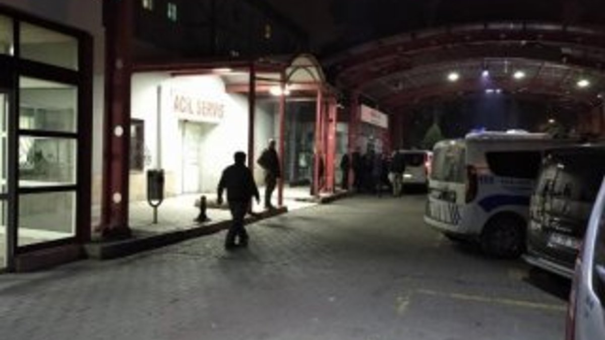 İzmir'de 16 yaşındaki genç tartıştığı kişiyi bıçakladı