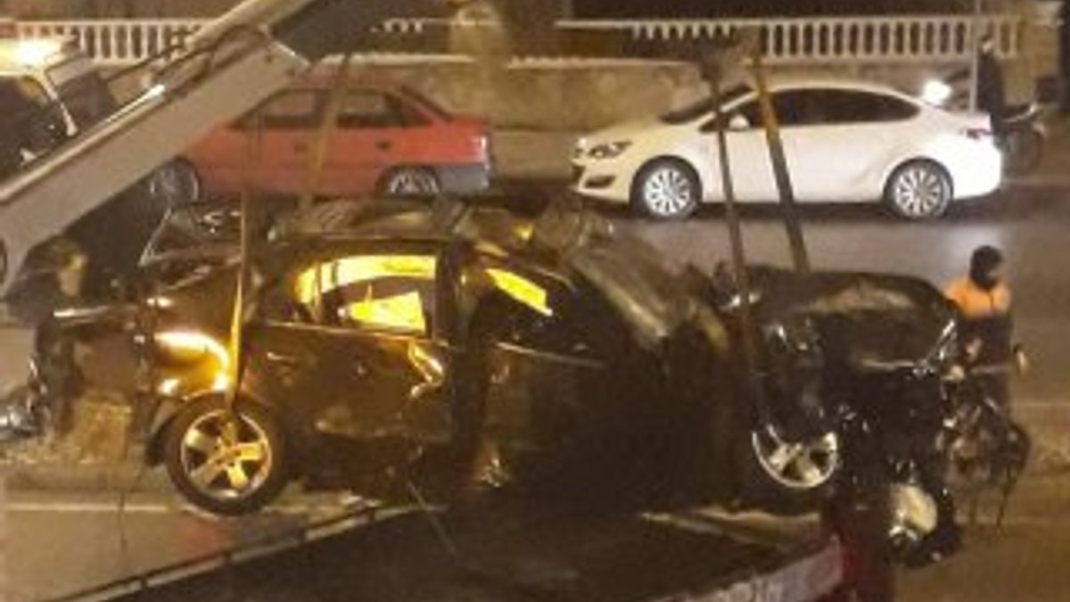 Denizli'de iki otomobil çarpıştı: 1 ölü, 3 yaralı