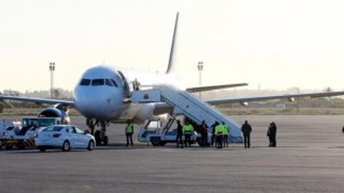 Mitiga Havaalanı'nda uçuşlar yine durduruldu