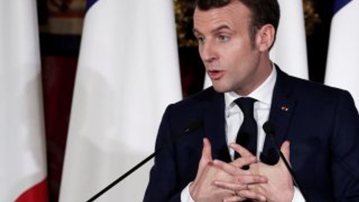Macron: Rejimin saldırıları insani bir skandal