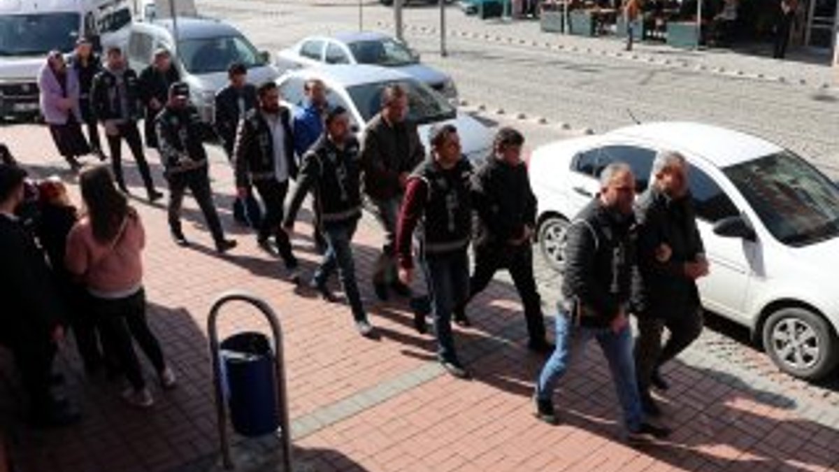 Kocaeli'de FETÖ operasyonu: 3 kişi tutuklama