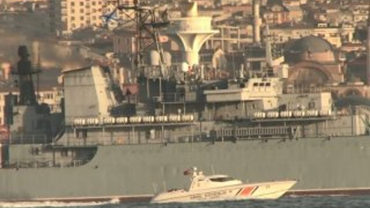 Bir Rus savaş gemisi daha İstanbul Boğazı’ndan geçti
