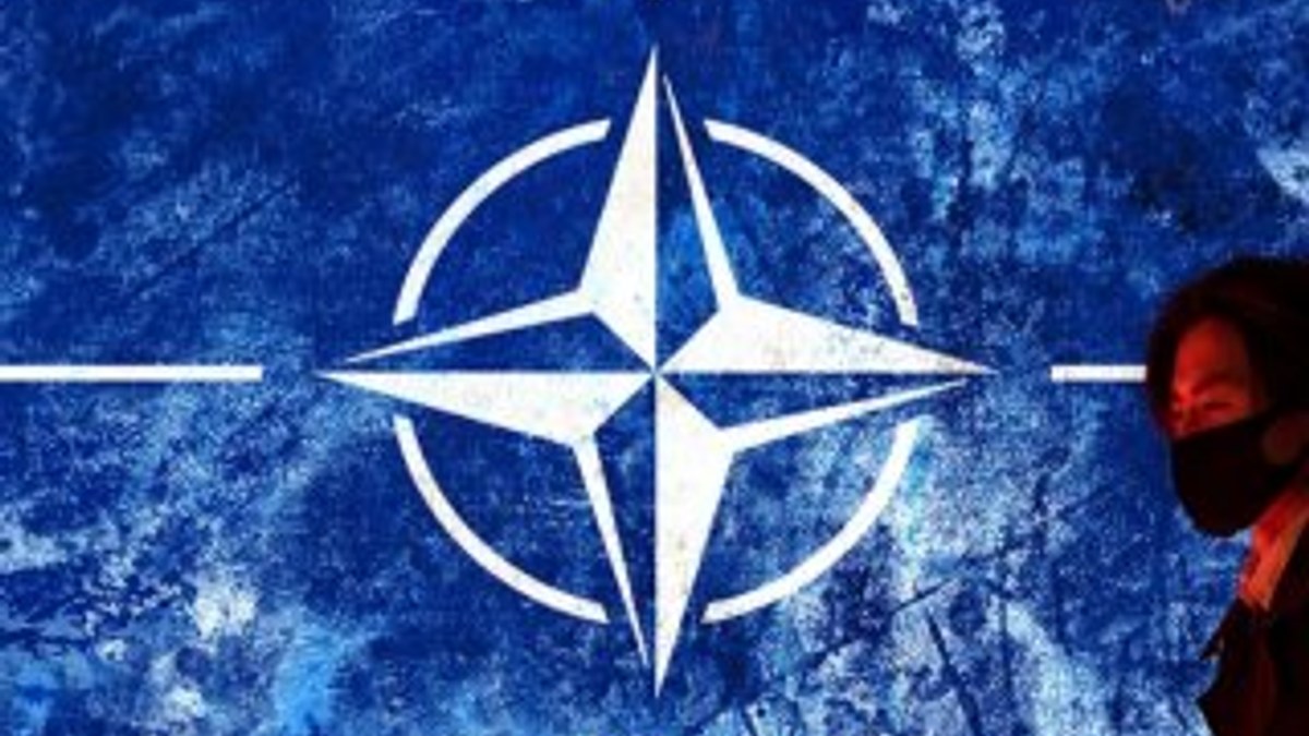 Koronavirüs NATO karargahına da sıçradı