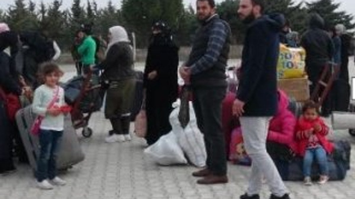 Suriyelilerin ülkelerine gidişine ara verildi