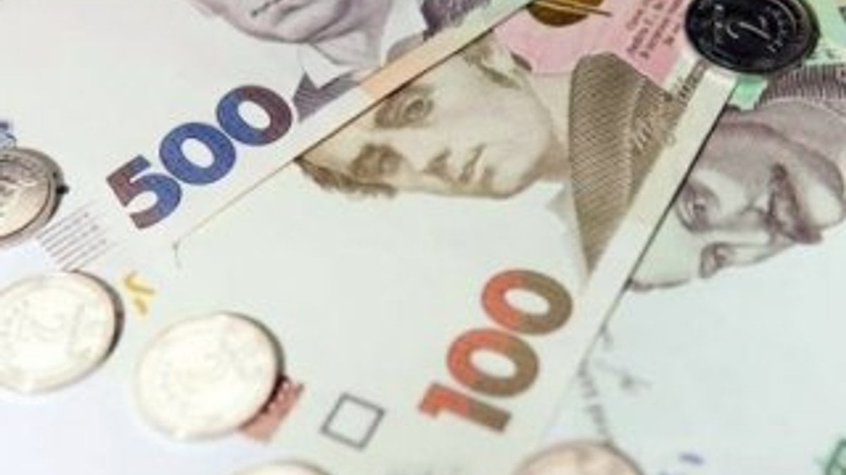 Ukrayna, paraları karantinaya alıyor