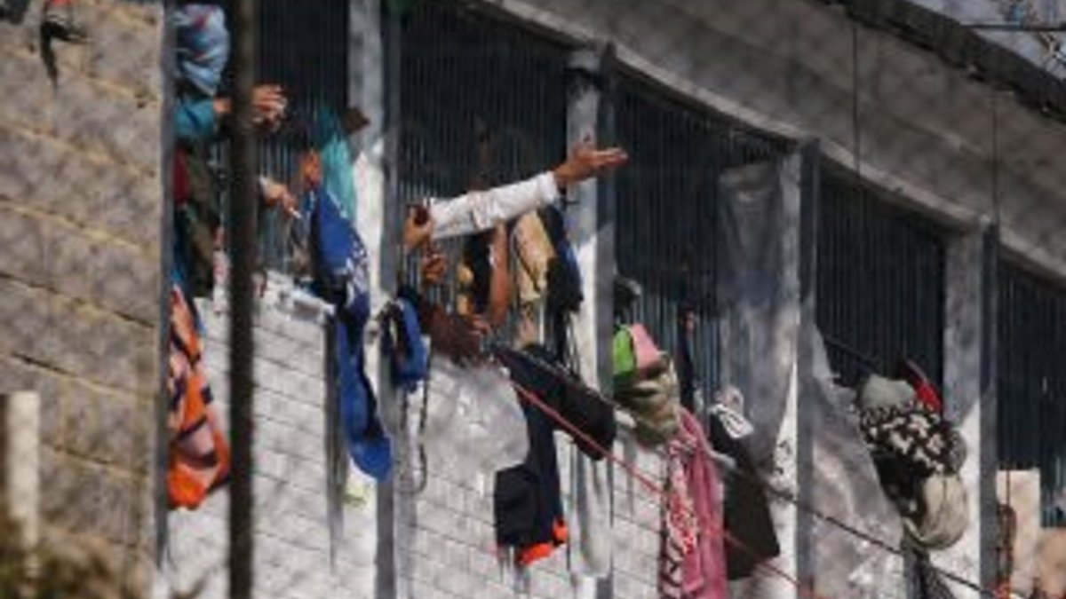 Kolombiya'da korona isyanı: 23 mahkum öldü