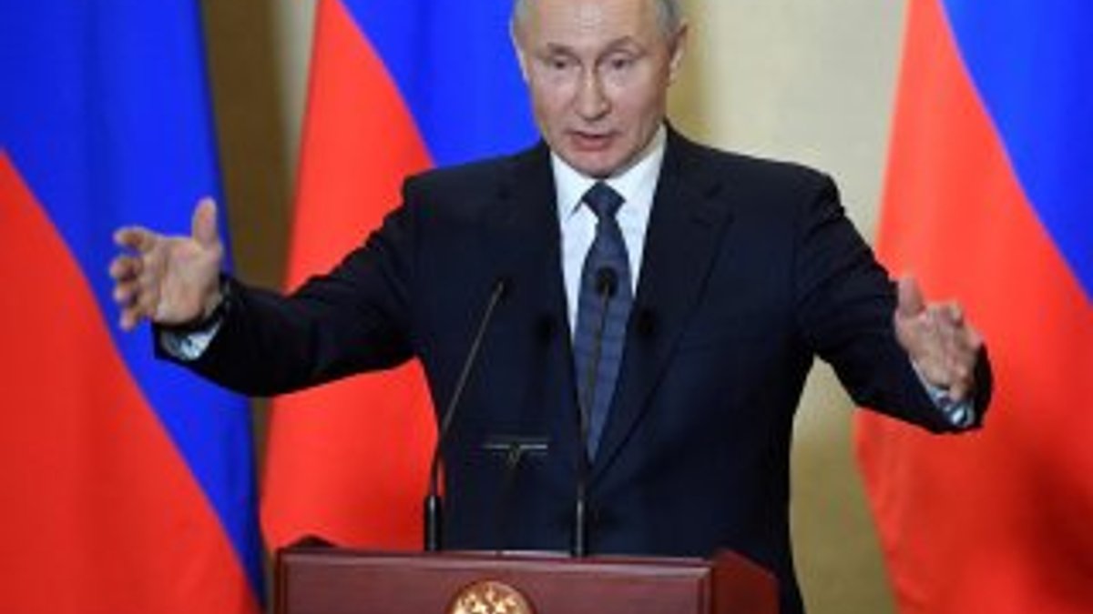 Putin'den koronaya karşı sert tedbirlere destek