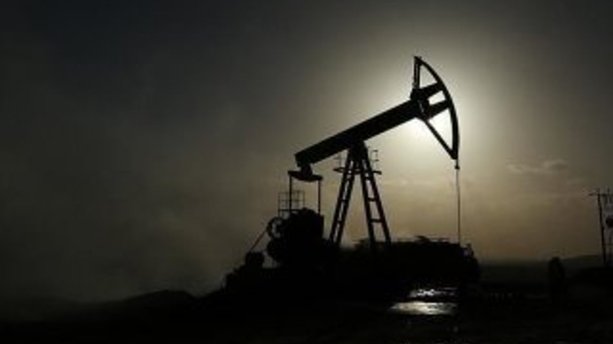 Brent petrolün varili 24.57 dolardan işlem görüyor