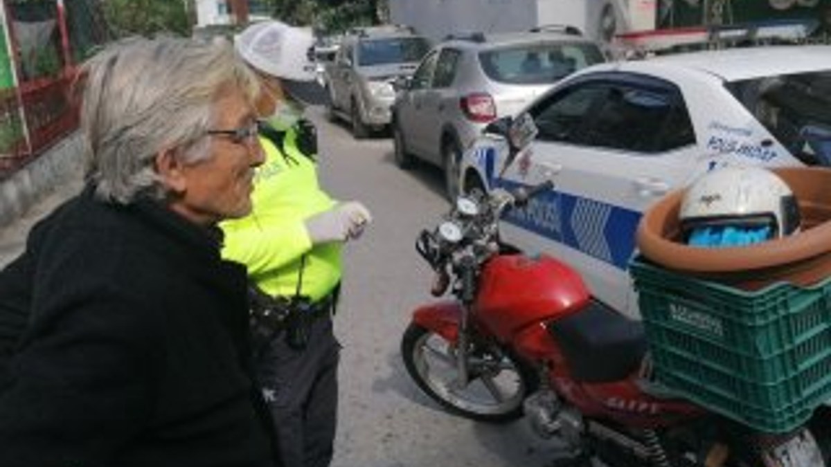 Antalya'da kask takmayan sürücüye 2 bin 893 lira ceza