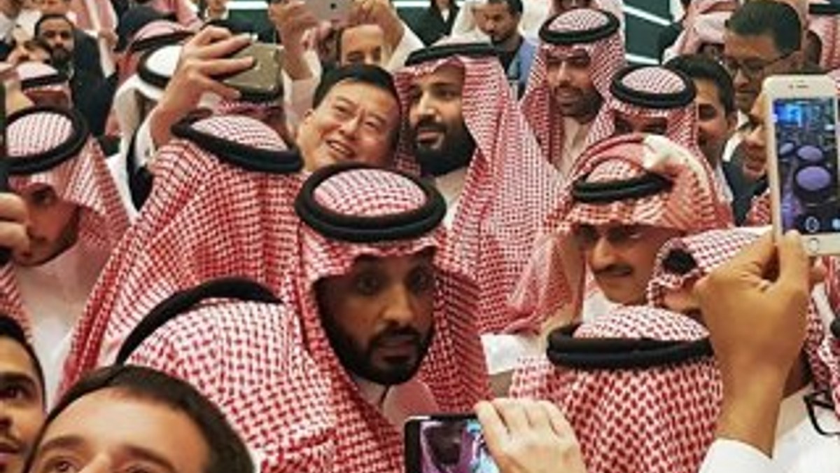 Suudiler, ABD'deki vatandaşlarını gizlice takip ediyor