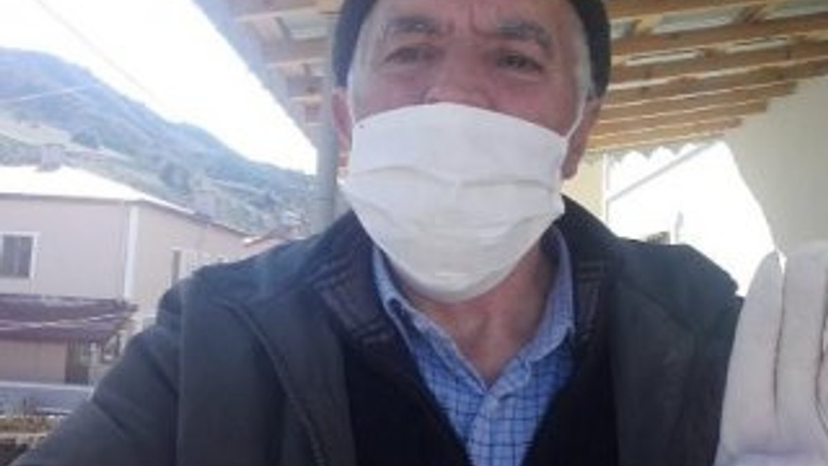 Sivas'ta 60 yaşındaki Ali Amca koronavirüsü yendi