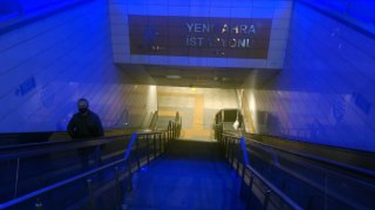 İstanbul'da son metro seferi 21.00'e çekildi