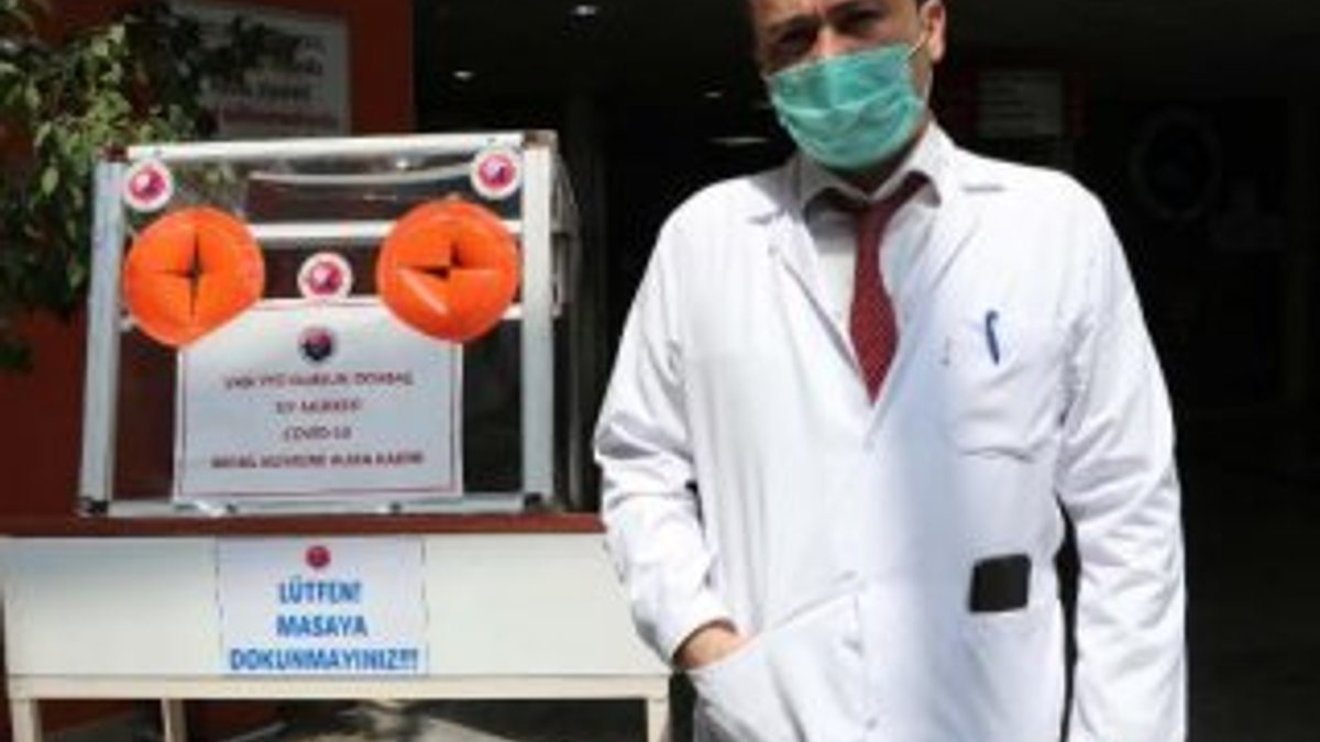 Van'da sağlıkçılara mobil numune alma kabini üretiliyor