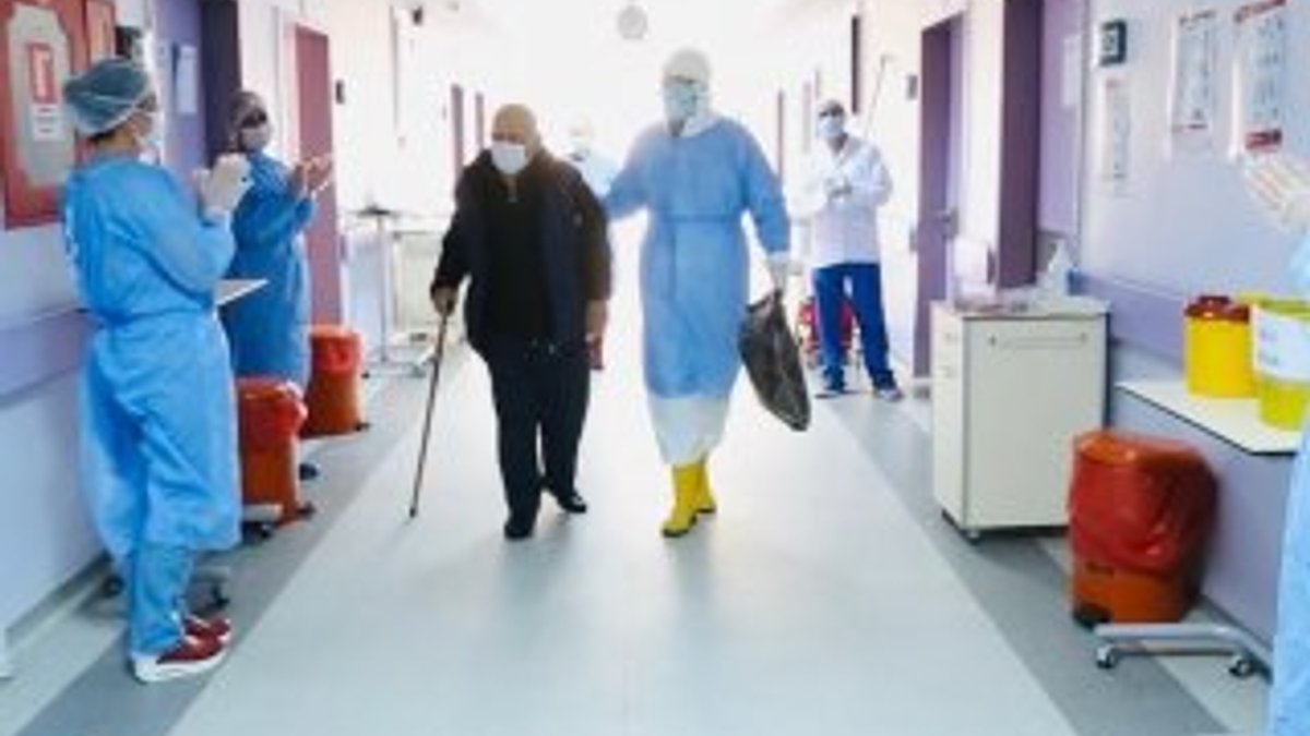Tunceli'de 84 yaşındaki hasta koronavirüsü yendi