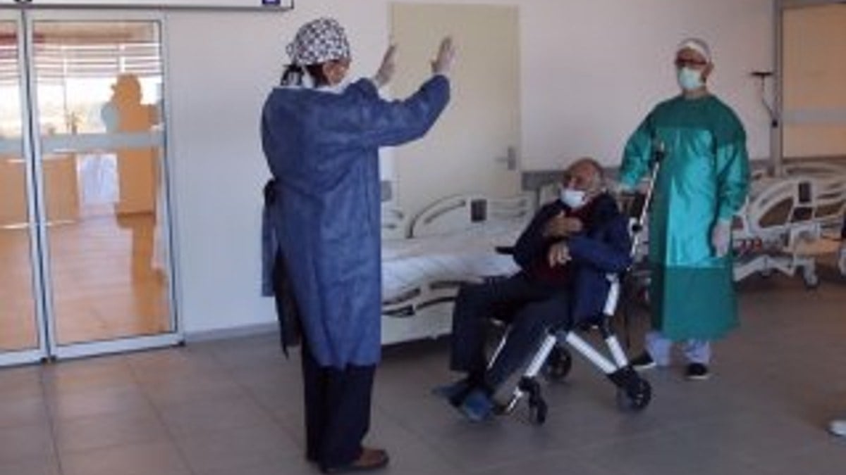 Sinop'ta 88 yaşındaki hasta koronavirüsü yendi