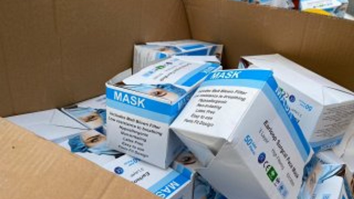 İstanbul'a konteyner dolusu maske ve tuluma el konuldu