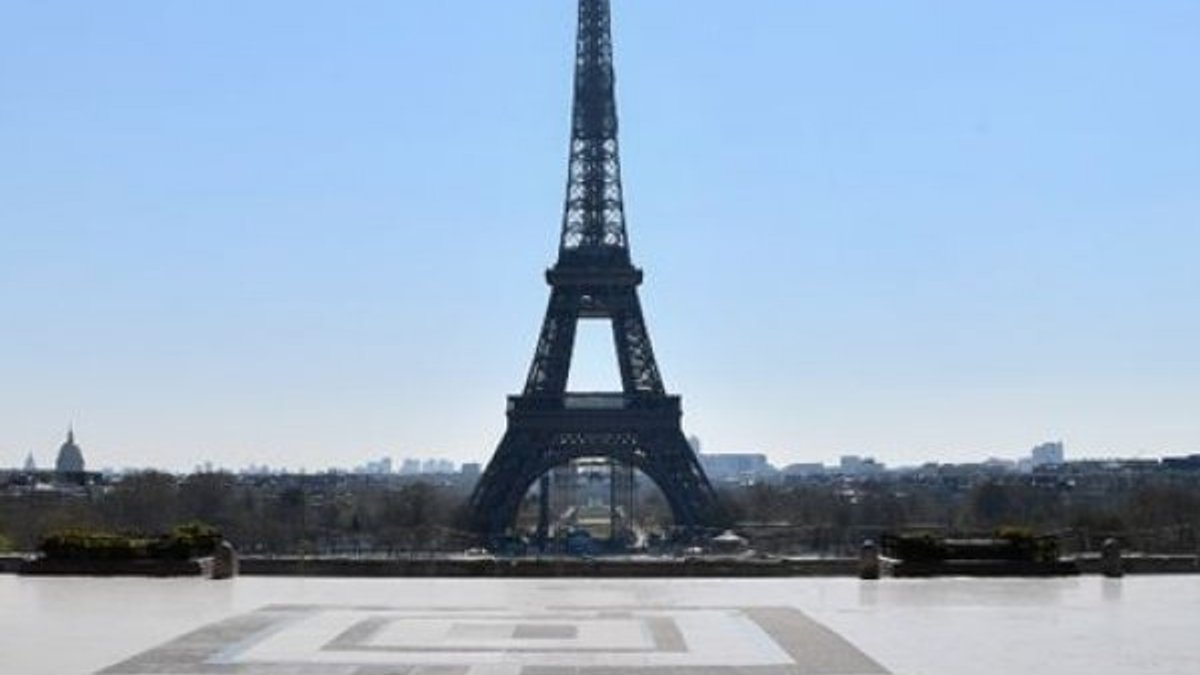 Fransa'da son 24 saatte 367 kişi koronadan öldü