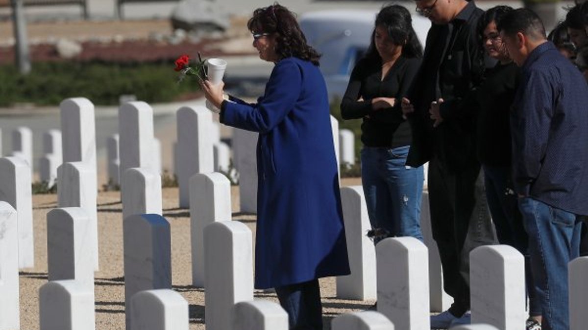 ABD'de koronavirüsten ölümler, Vietnam kayıplarını geçti