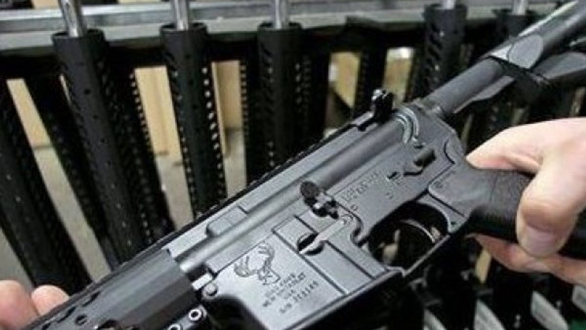 Kanada'da 1500 farklı modeldeki saldırı silahı yasaklandı