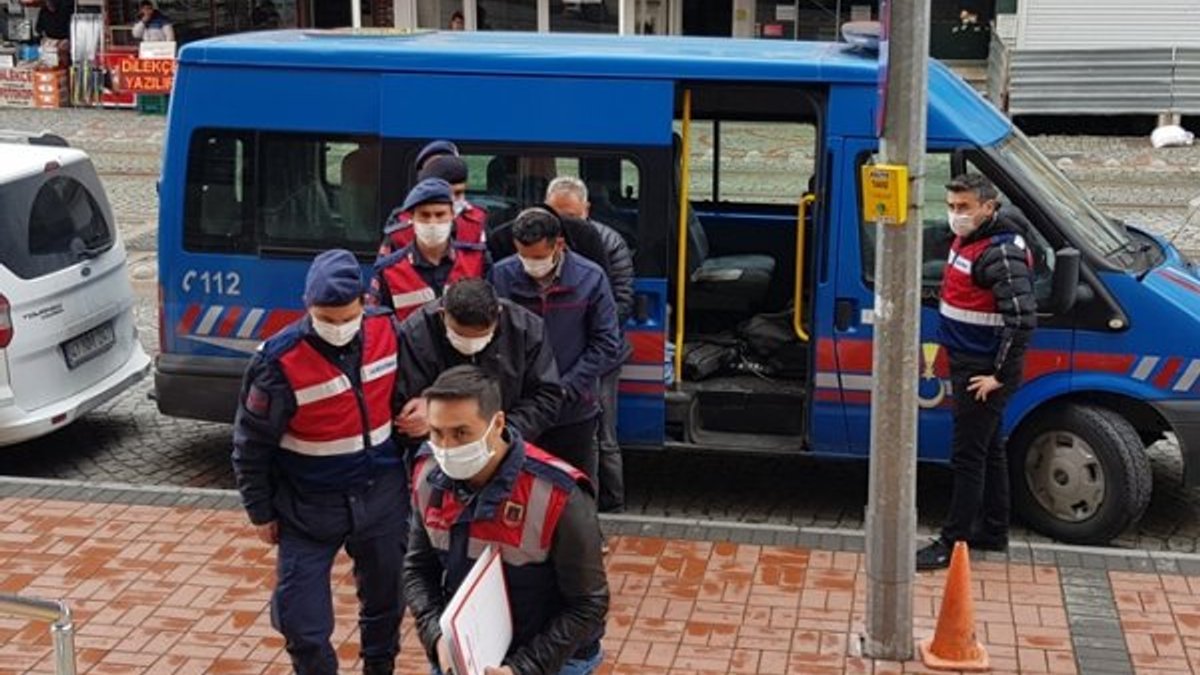Kocaeli'de kaçak kazı yapan 4 kişi yakalandı