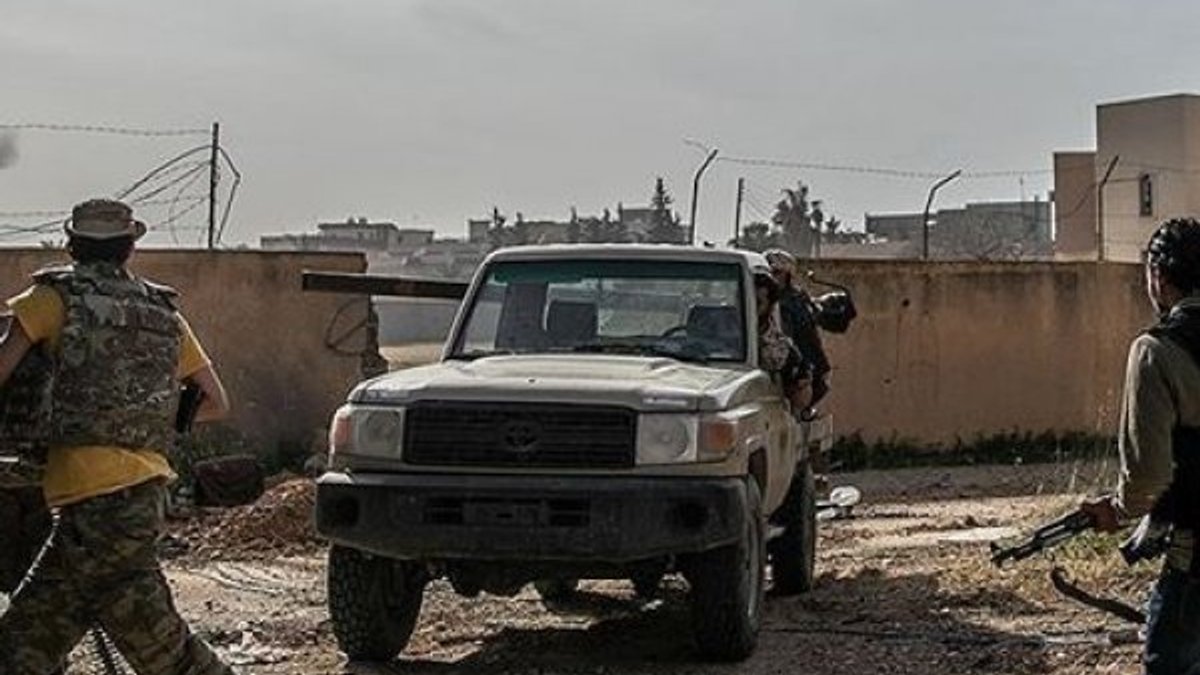 Libya ordusu, Hafter'in elindeki hava üssünü kuşattı