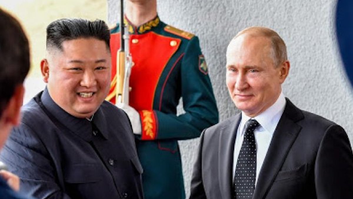 Putin'den Kim Jong-un'a madalya