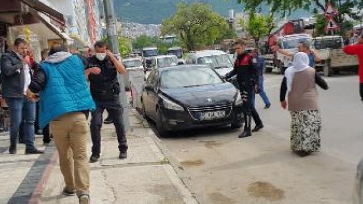 Bursa'da borç kavgası: 3 yaralı