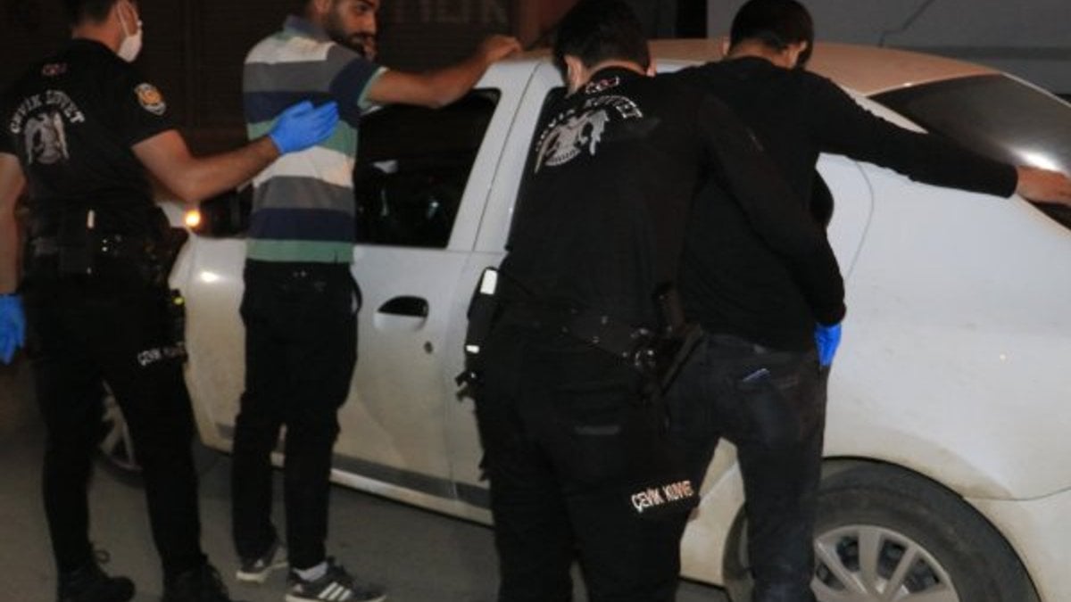 Adana polisi uyuşturucu satanlara göz açtırmıyor