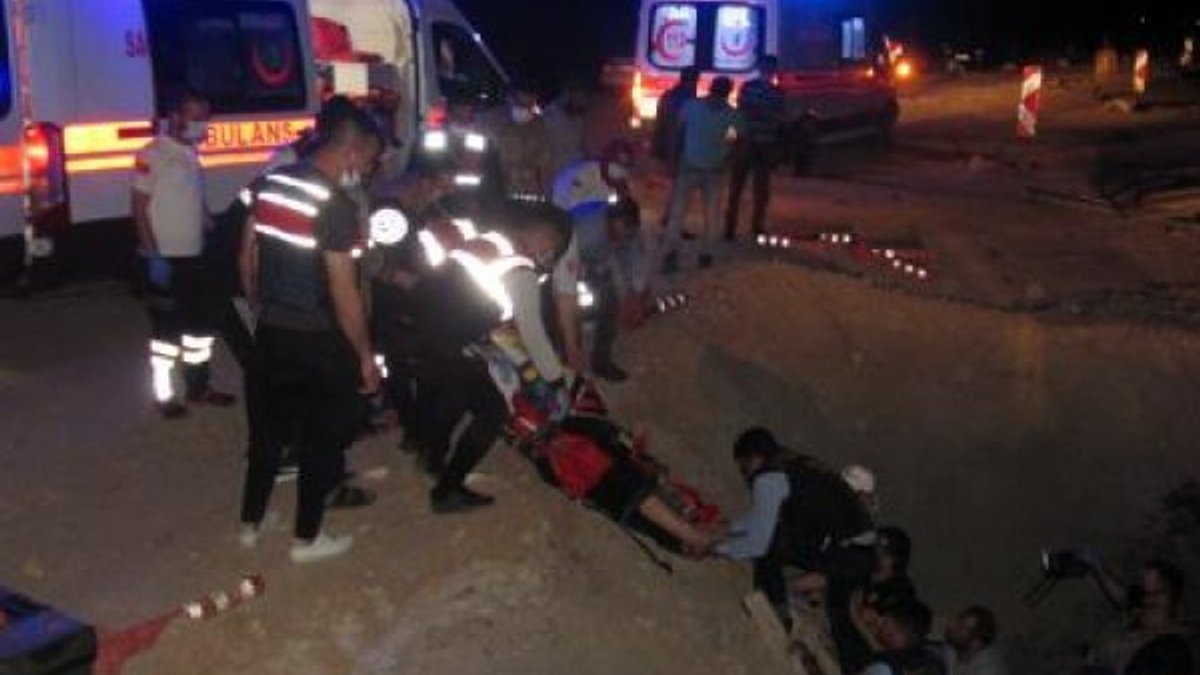 Adıyaman'da menfez çukuruna düşen araçta 2 kişi öldü