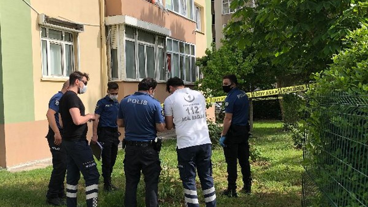 İstanbul'da, 6'ncı kattan düşen kadın hayatını kaybetti