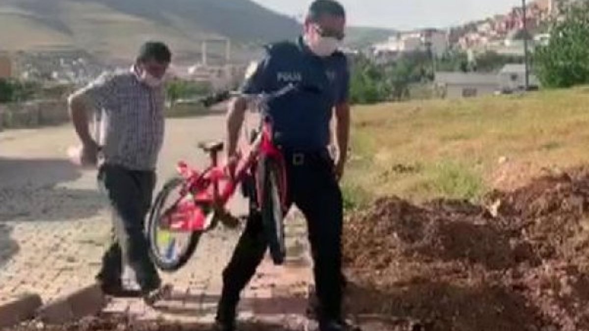 Mardin'de 9 yaşındaki çocuğa bisiklet hediyesi