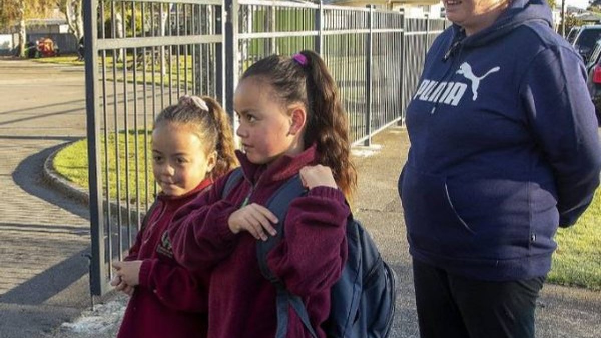 Yeni Zelanda'da 800 bin öğrenci yeniden okullara döndü