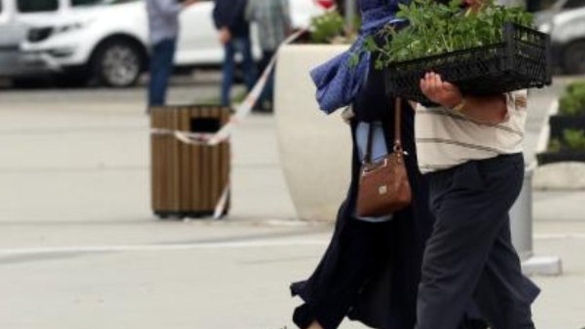 Rize'de korona tedbirlerine uymayan 649 kişiye para cezası