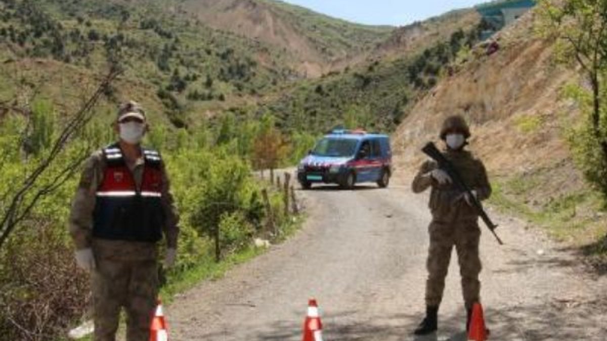 Erzurum’da yaşlı adam 33 kişiye virüs bulaştırdı