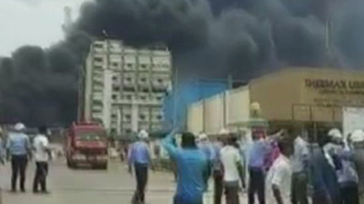 Hindistan'da fabrikada patlama: 8 ölü 50 yaralı
