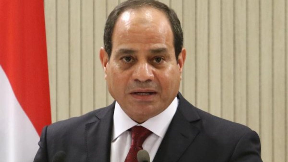 Darbeci Sisi'ye koronavirüsle mücadele tepkisi