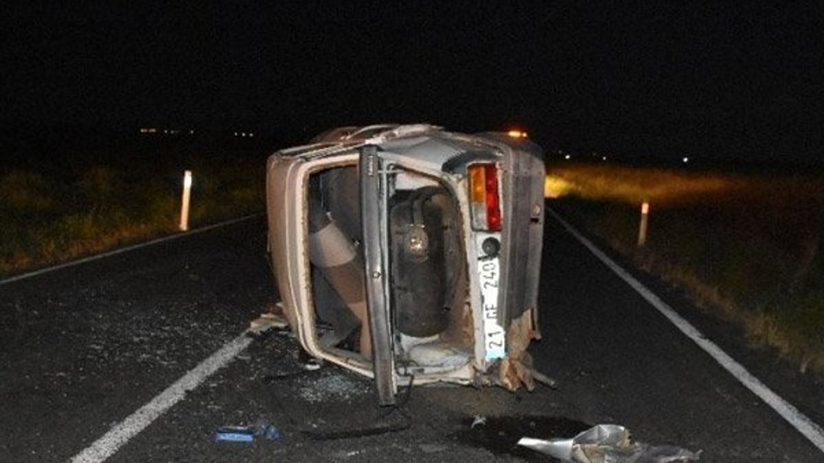 Kaza yapan otomobile başka bir araç çarptı: 3 yaralı