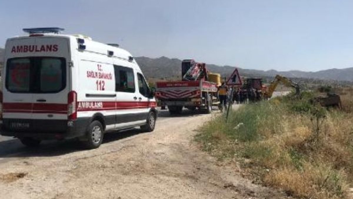 Aydın'da kamyon şarampole yuvarlandı: 2 ölü 8 yaralı