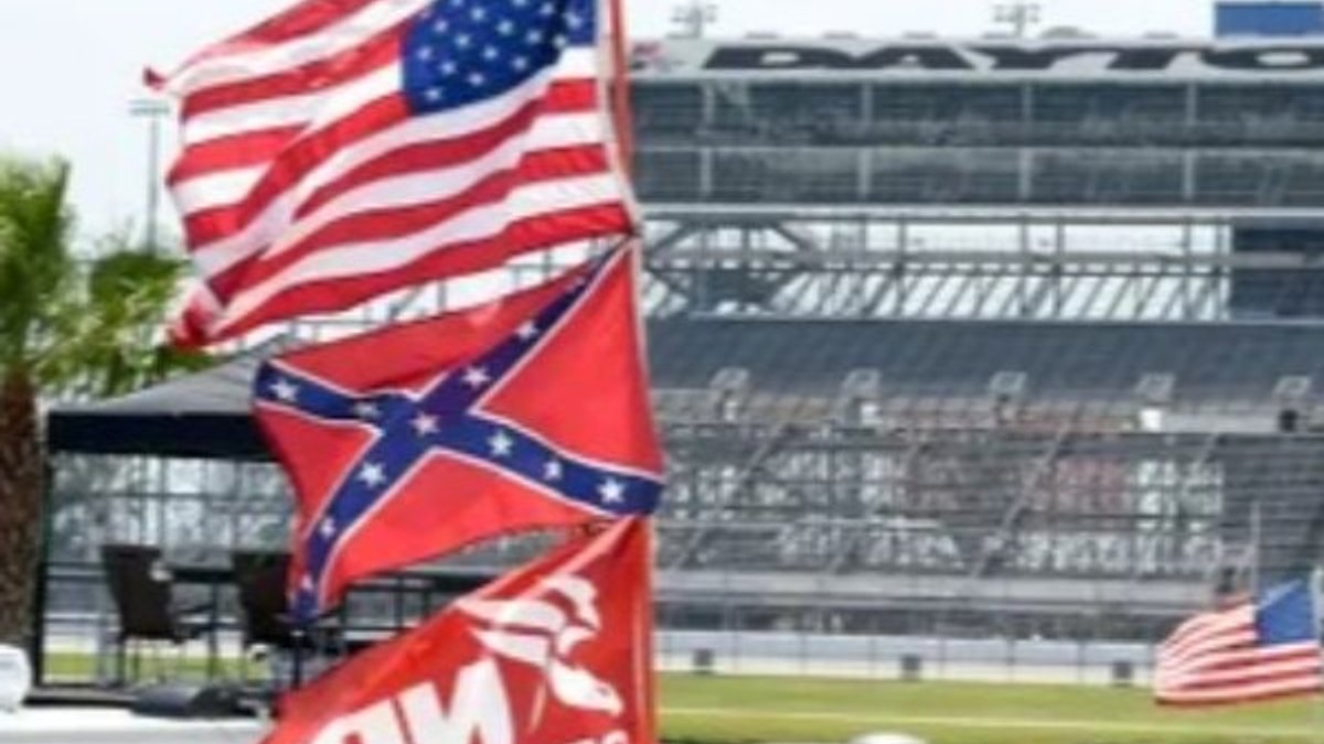 Nascar, yarışlarda Konfederasyon bayrağını yasakladı