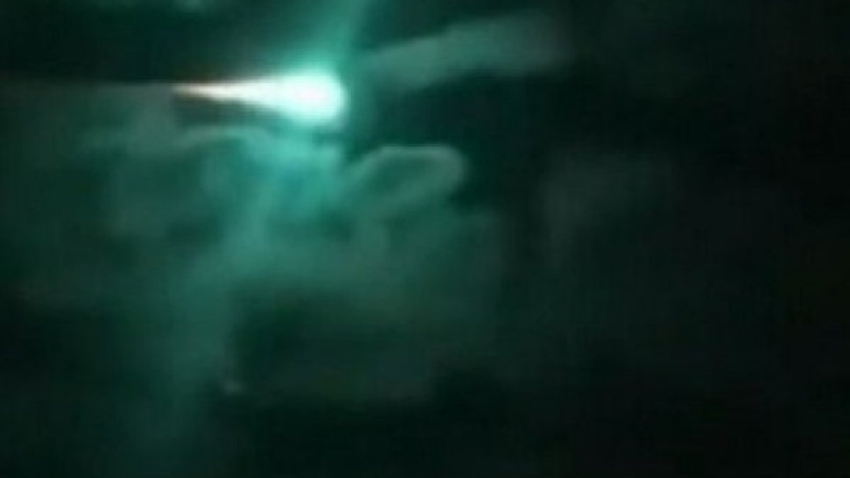 Avustralya'da düşen yeşil meteor korku yarattı