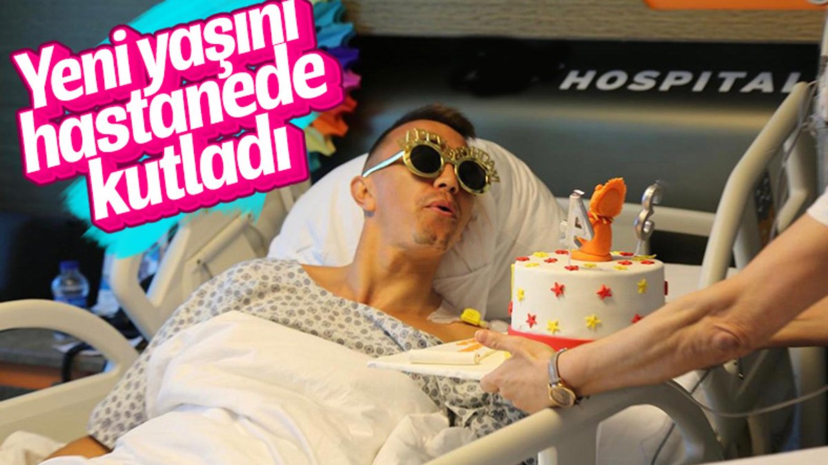 Muslera'ya hastanede doğum günü sürprizi