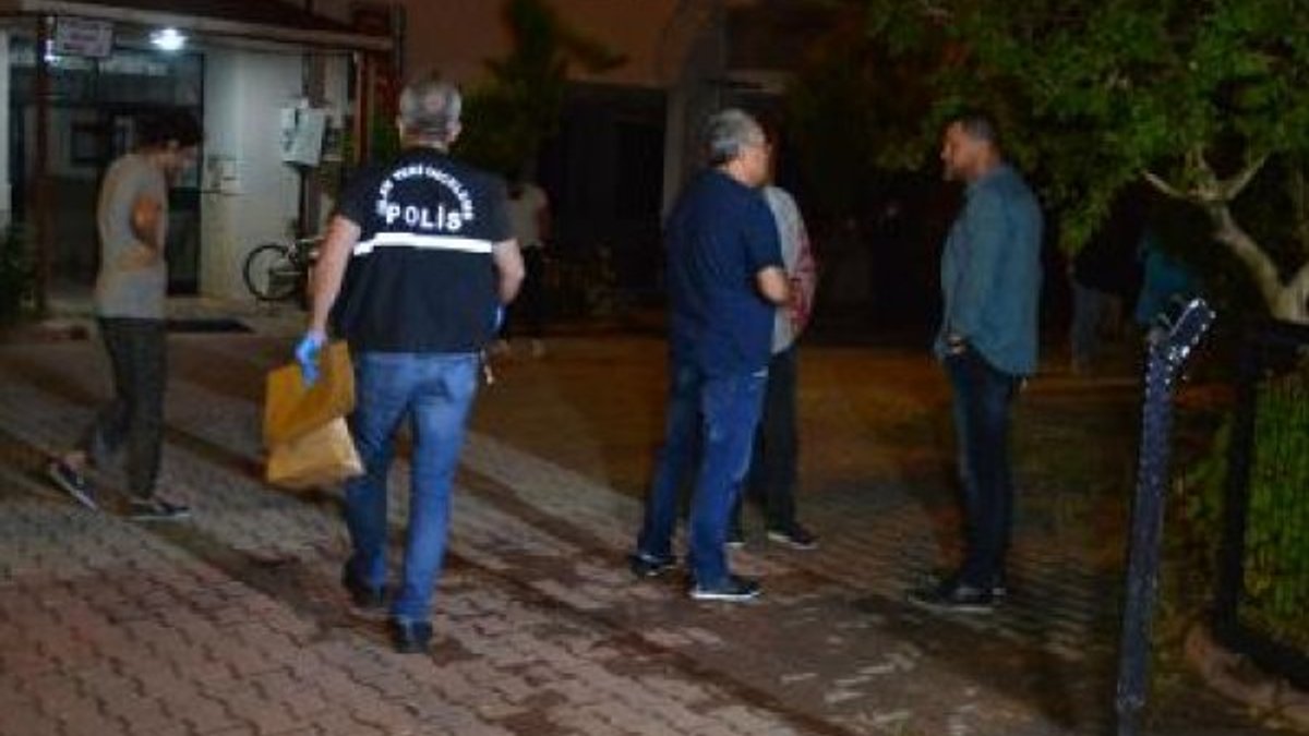 Adana'da eşler arasında bıçaklı kavga: 1 ölü