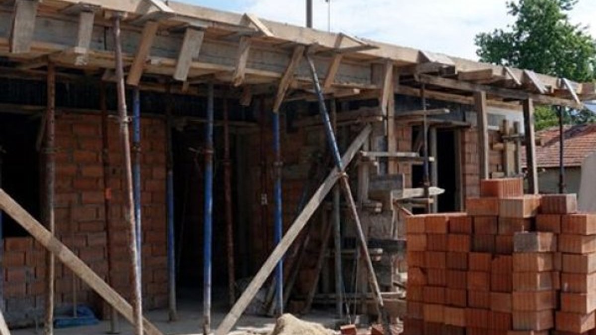 Kırklareli'nde evleri 4 kez yanan aileye devlet desteği