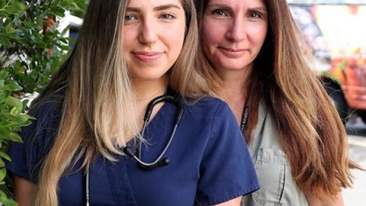 Türk anne-kız hemşire, New York'ta yaşadıklarını anlattı