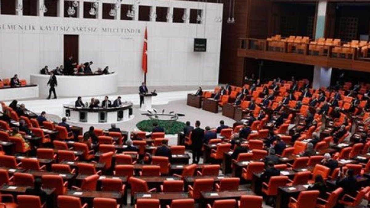 AK Parti ile CHP arasında 'barolar' görüşmesi