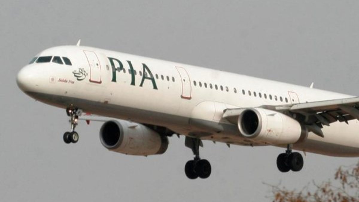 Pakistan’da 150 pilotun lisansı sahte çıktı